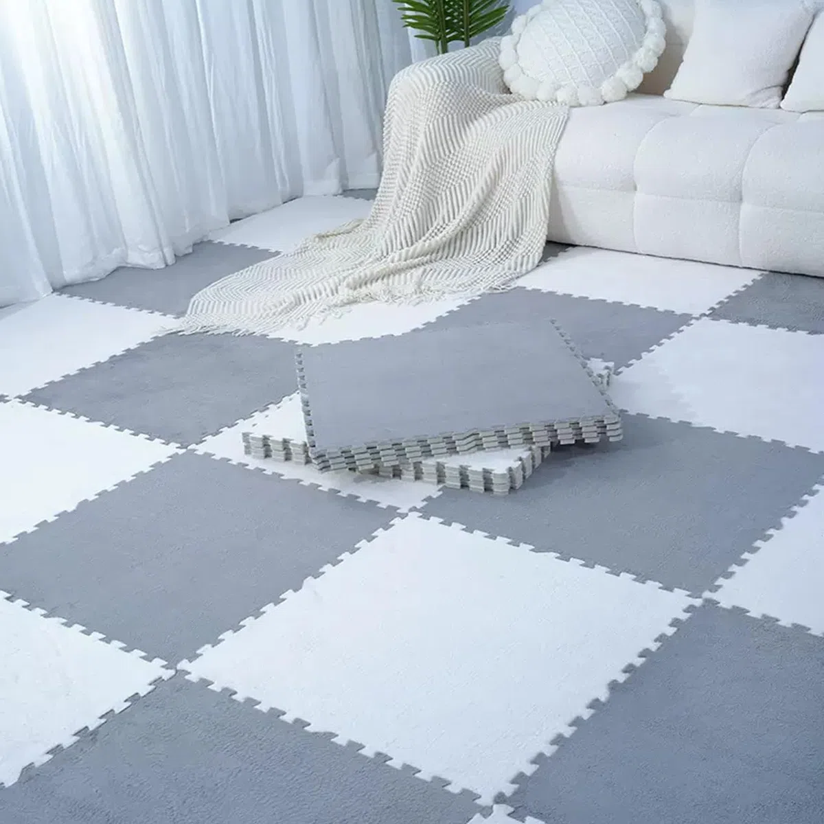 Tapis Puzzle carré, Tapis de Sol Moelleux et insonorisant, Tapis de Chambre Doux et Confortable, Tapis de Salon Facile à démonter, épais et Lavable, 10 pièces (1 pièce 30 x 30 cm), Coutures